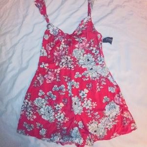 Charlotte Russe Romper, Like New, Red , sz Medium